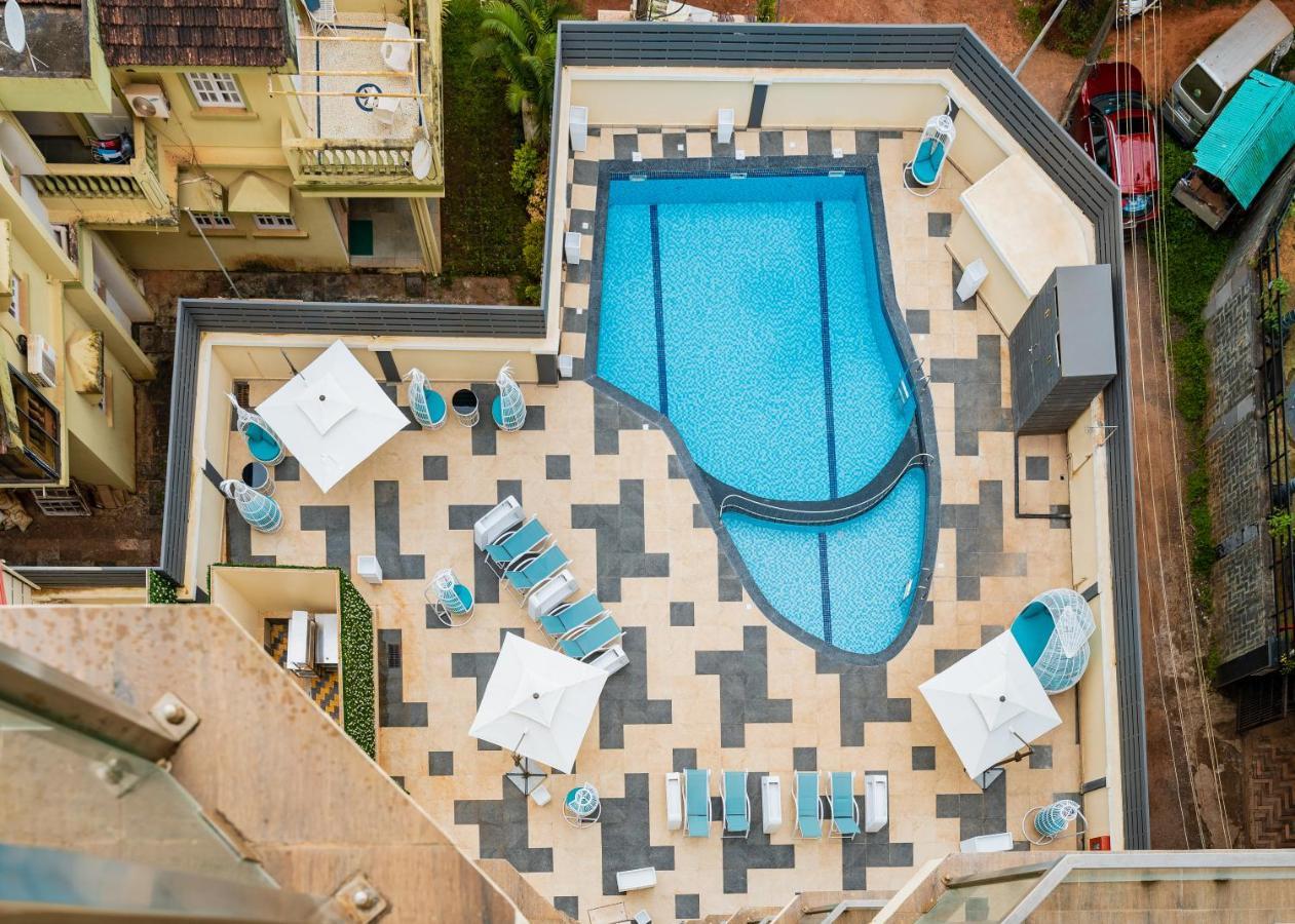 Regenta Central Imperial Candolim Goa Exterior foto
